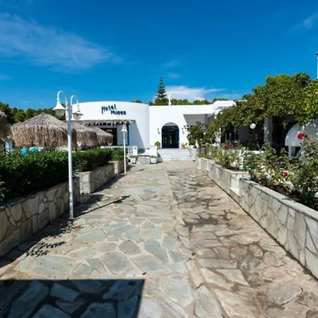Aggelos 3* Κουκουναριές